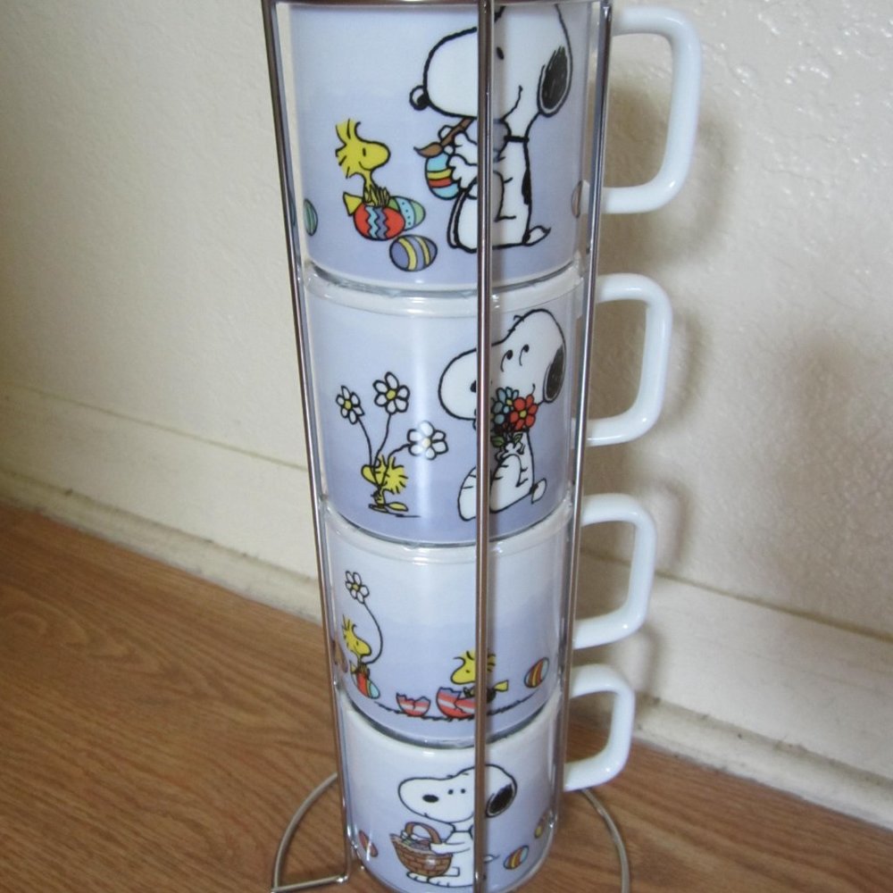 Snoopy Peanuts Easter 4 Cup Mug With Metal Holder Coffee Tea Home - Picture 2 of 5